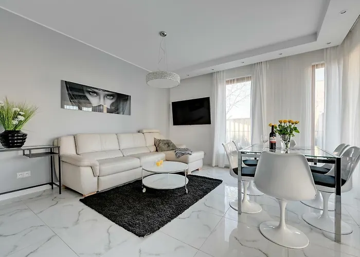 Luxury Long Island Suite