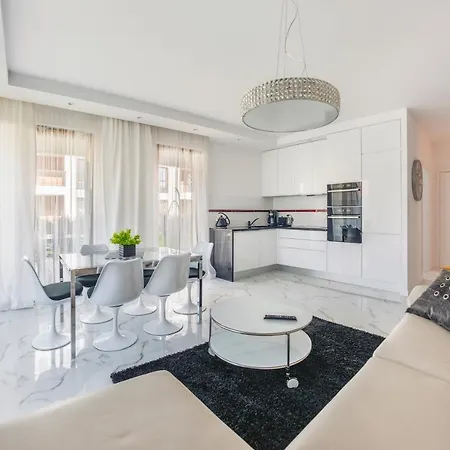 Luxury Long Island Suite Gdansk Exterior photo